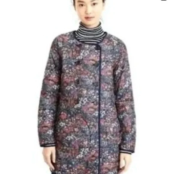 J.Crew reversible puffer jacket in Liberty® floral with eco-friendly PrimaLoft® - Picture 3 of 6